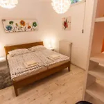 Oh & Guest house Ljubljana